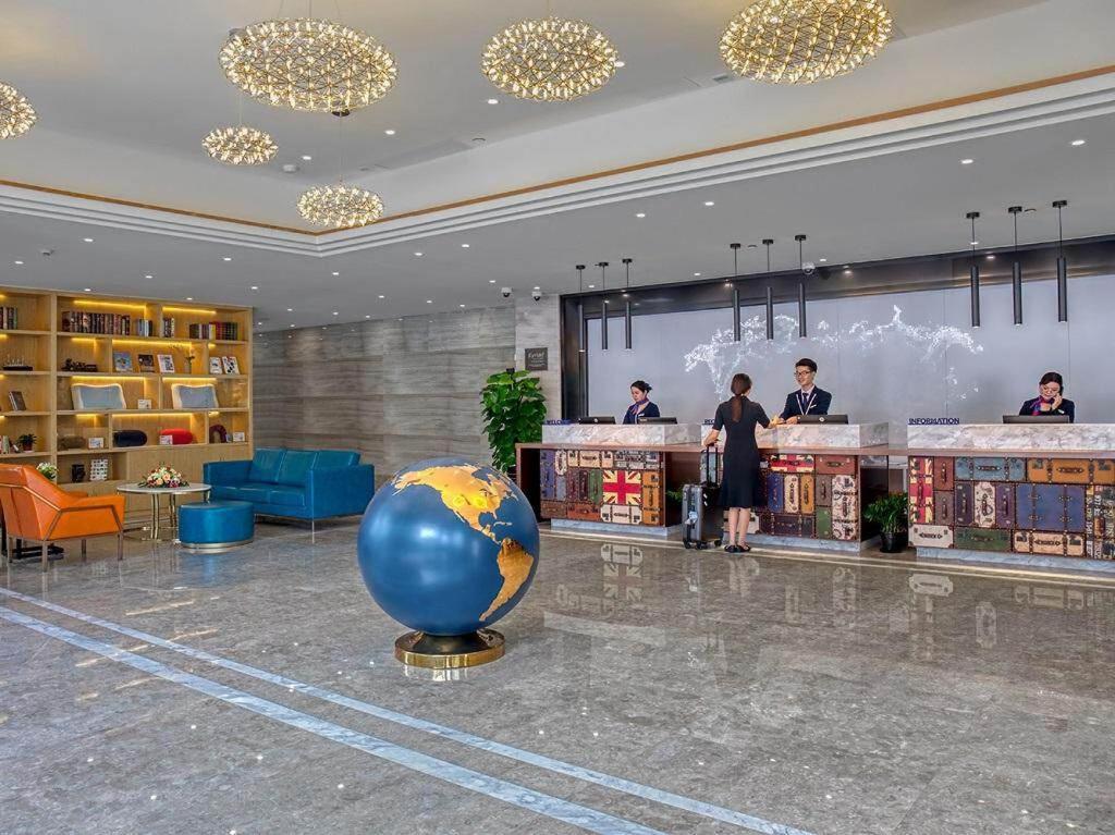Hotel Kyriad Marvelous International Tourist Pudong Airport 4*