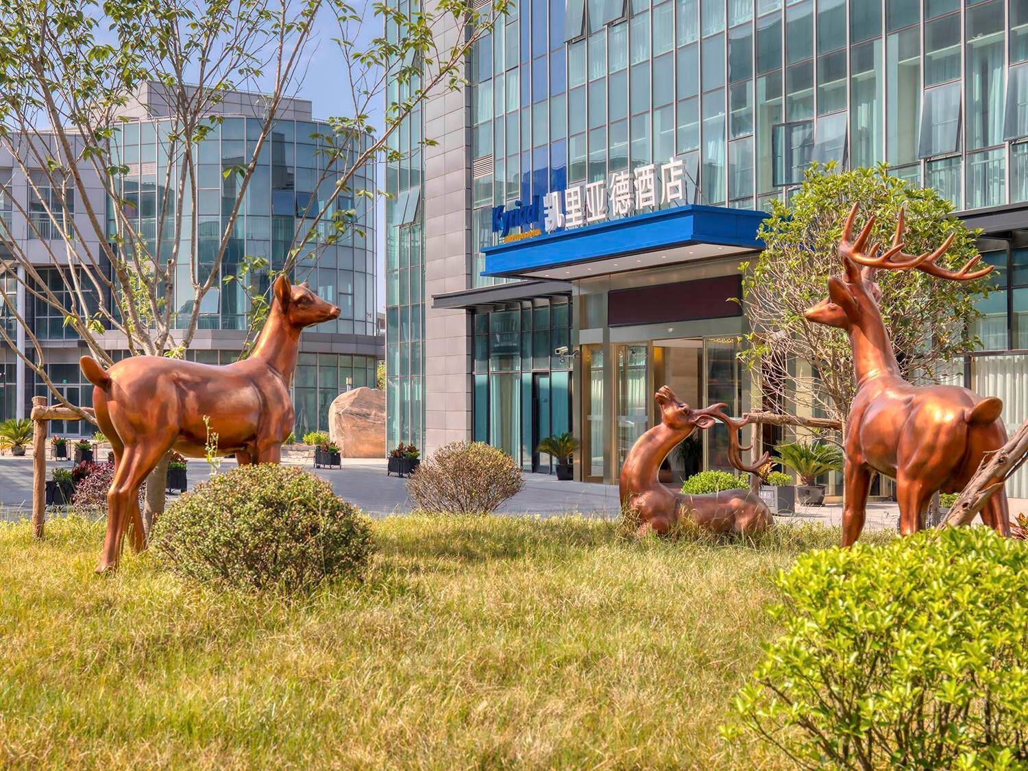 Kyriad Marvelous International Tourist Pudong Airport Hotel