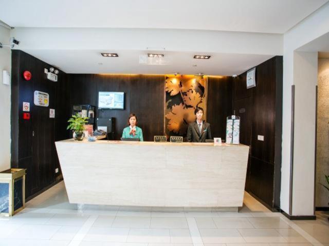 Jinjiang Lu Jiabang Road Hotel