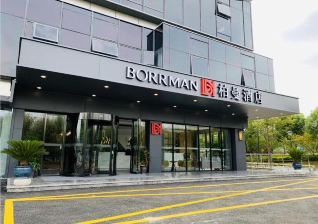 Borrman Pujin Road Hotel 3*