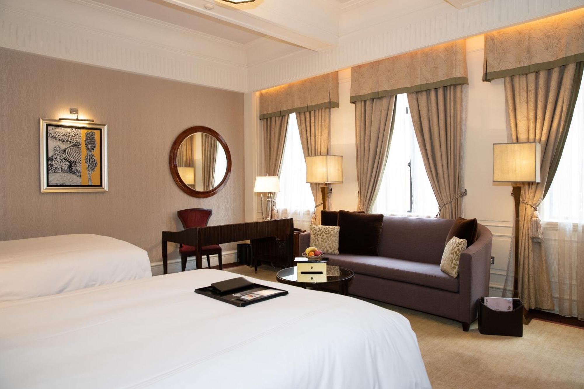 Fairmont Peace On The Bund Hotel 5*