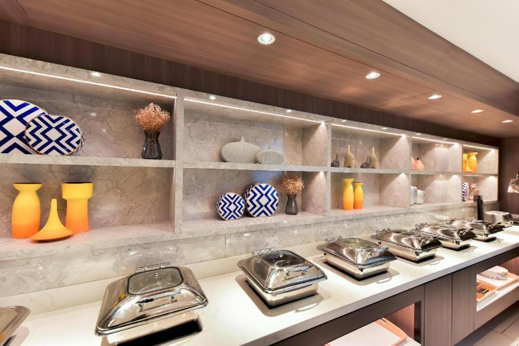 Hanting Premium Hongqiao West Zhongshan Road Hotel