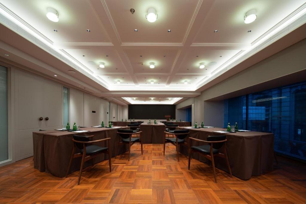 Otel Maxx By Steigenberger On The Bund 5*