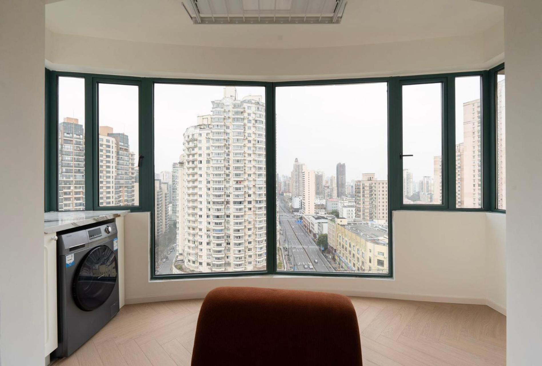 Apartamento Eastern Hub - Bund Branch French Romantic Designer With Views, Close To The Bund And Xintiandi, With Three Bedrooms And Floor-to-ceiling Windows Shanghái