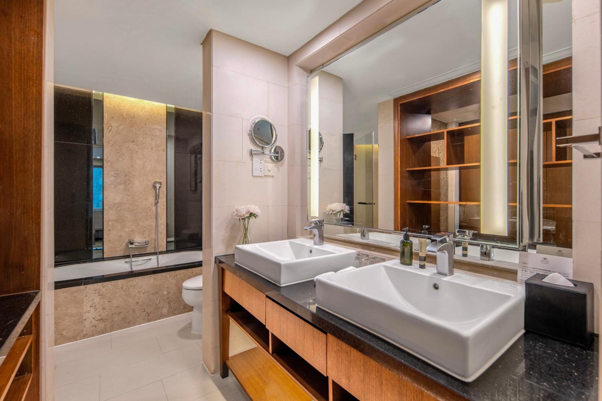 Ascott Huai Road Shanghai, Xintiandi Apart Otel 5*
