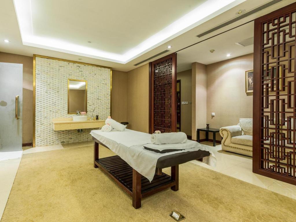 Hotel Regal Plaza & Waigaoqiao Shanghai