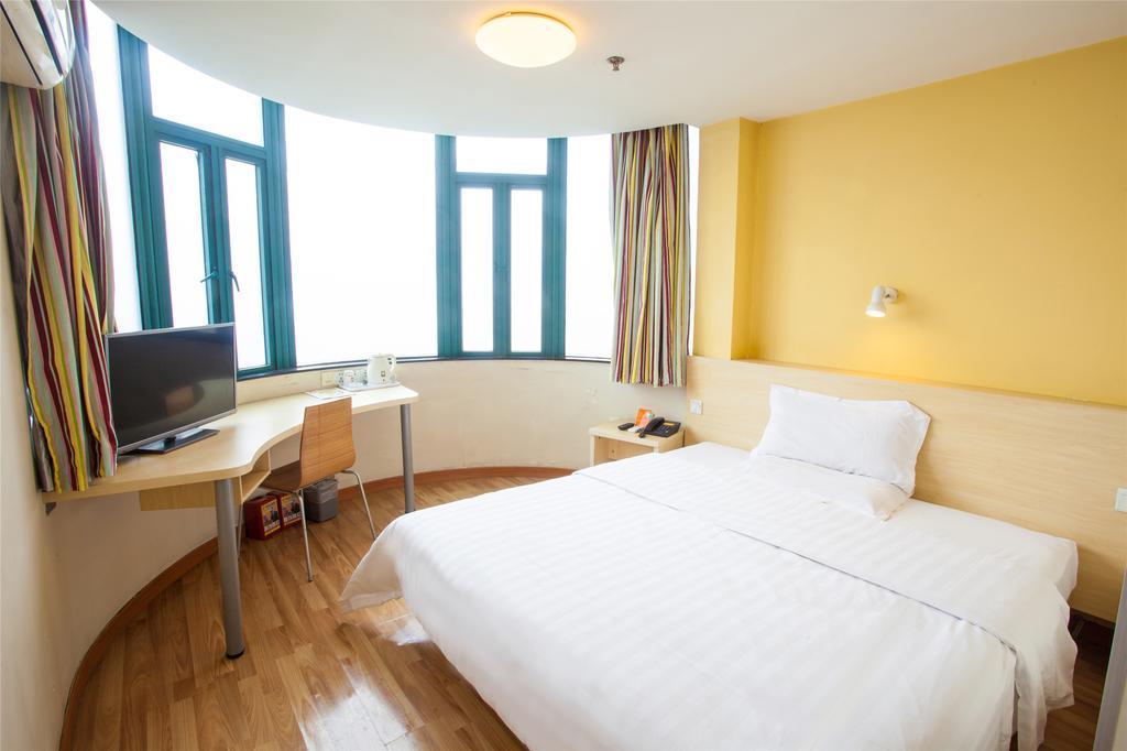 7Days Inn Shanghai Lujiazui Shimao Riviera Garoaden Xangai