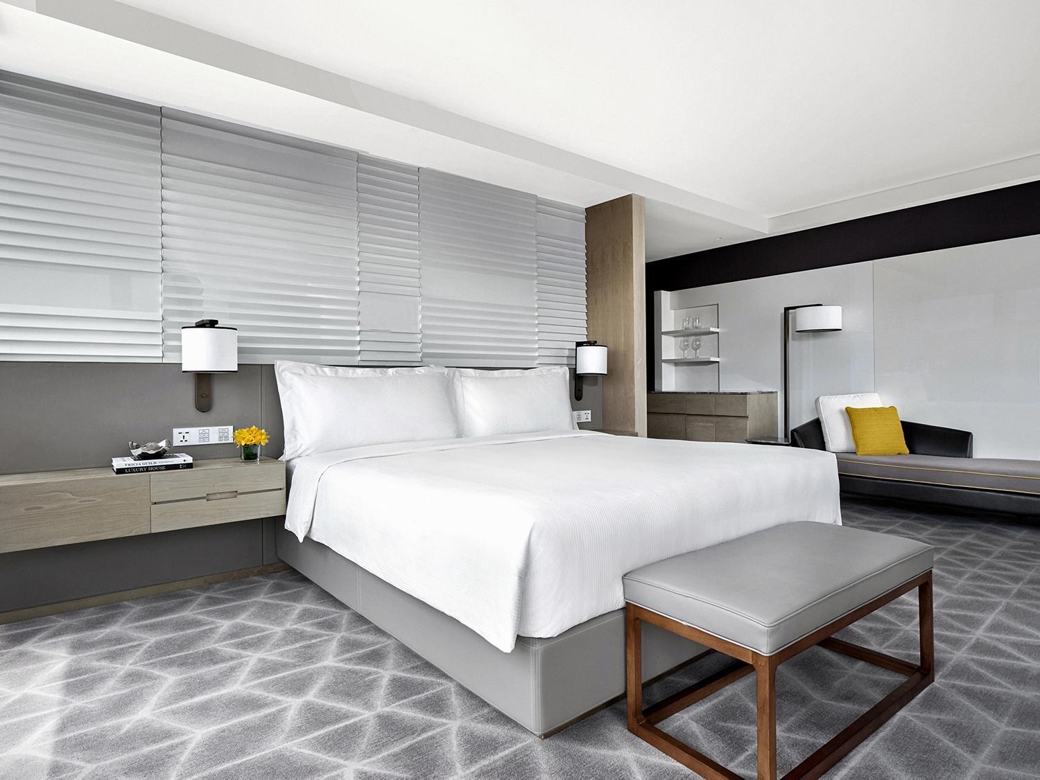 Cordis Hongqiao 5*