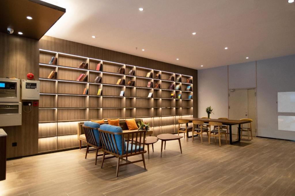 Hanting Express Shanghai Songjiang New Town Wanda Hotel Shanghai