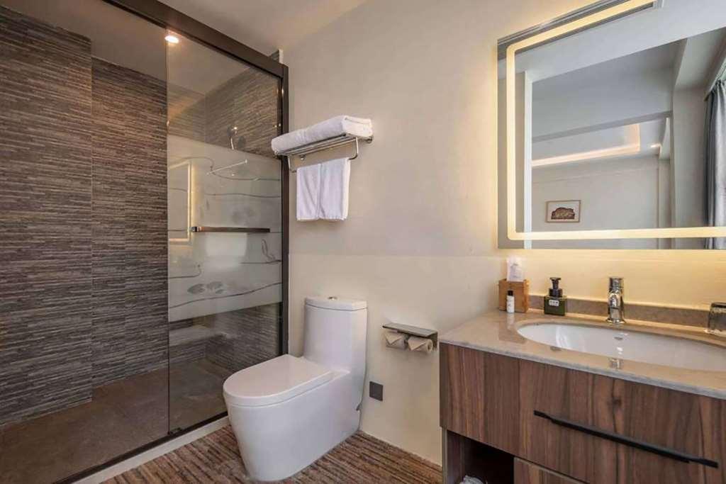 Hotel Ramada Encore By Wyndham Pudong Airport