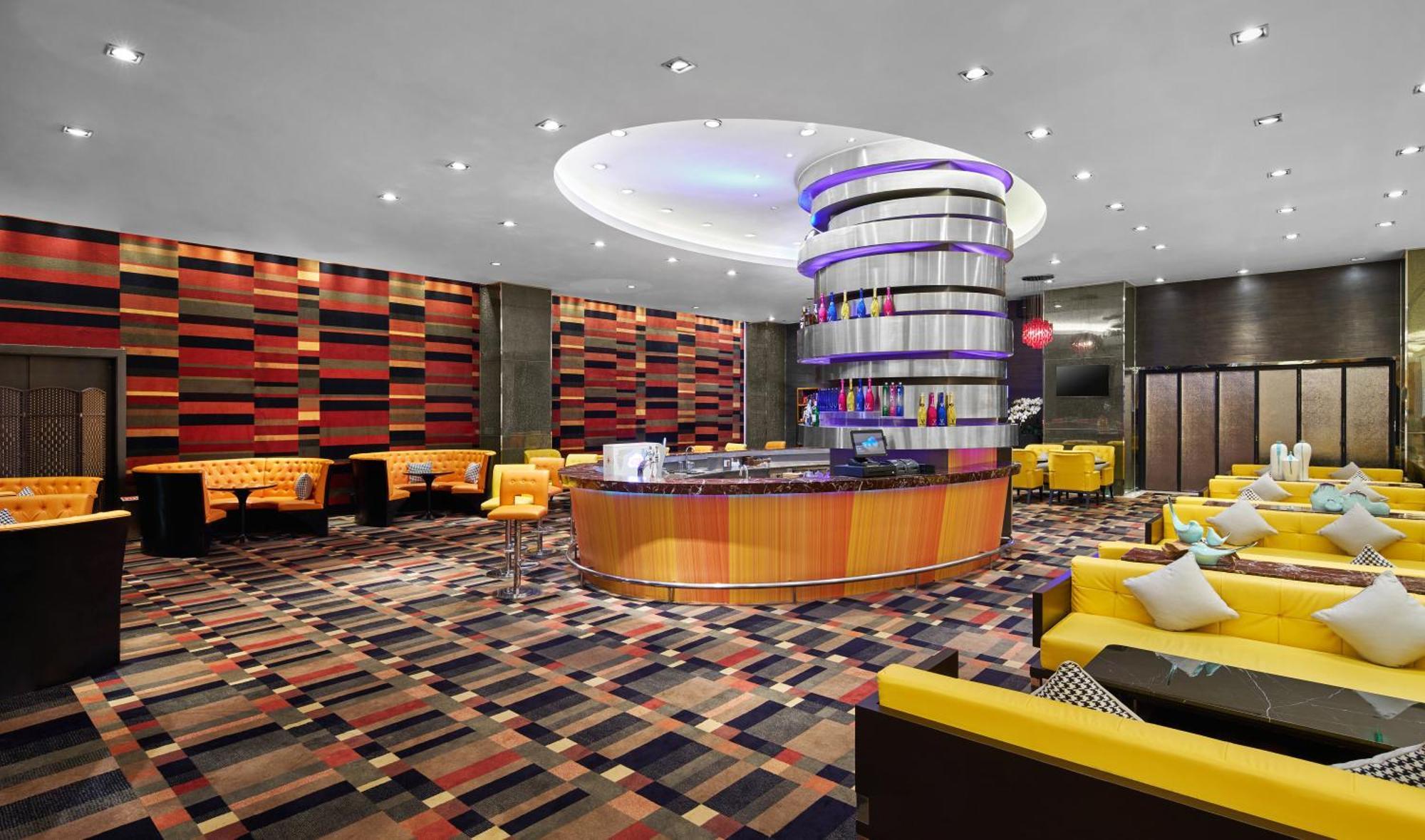Four Points By Sheraton Shanghai, Daning Hotel 4*