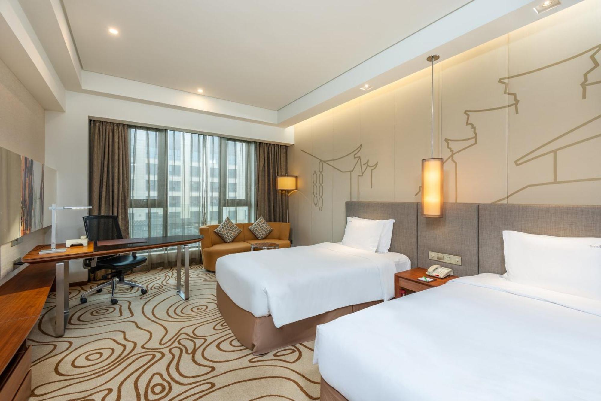 Holiday Hongqiao By Ihg 5*