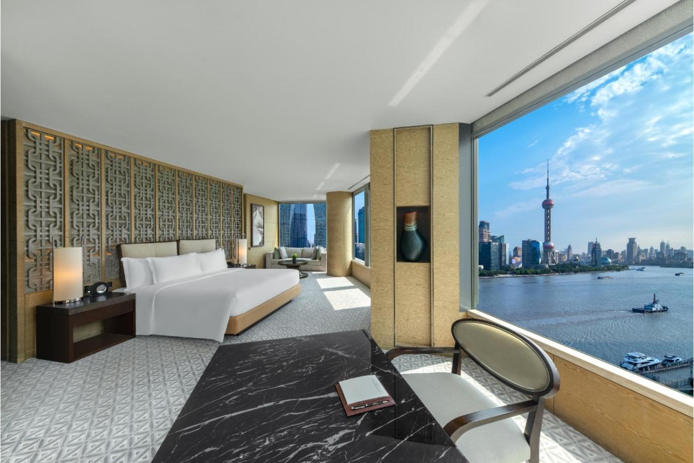 Banyan Tree On The Bund Hotel