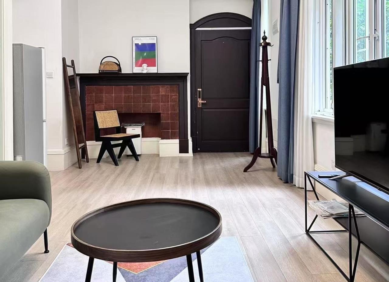 Apartment Historical 1 Living And 1 Bedroom With Garden View Near Jiashan Road And Hengshan Rd Shanghai