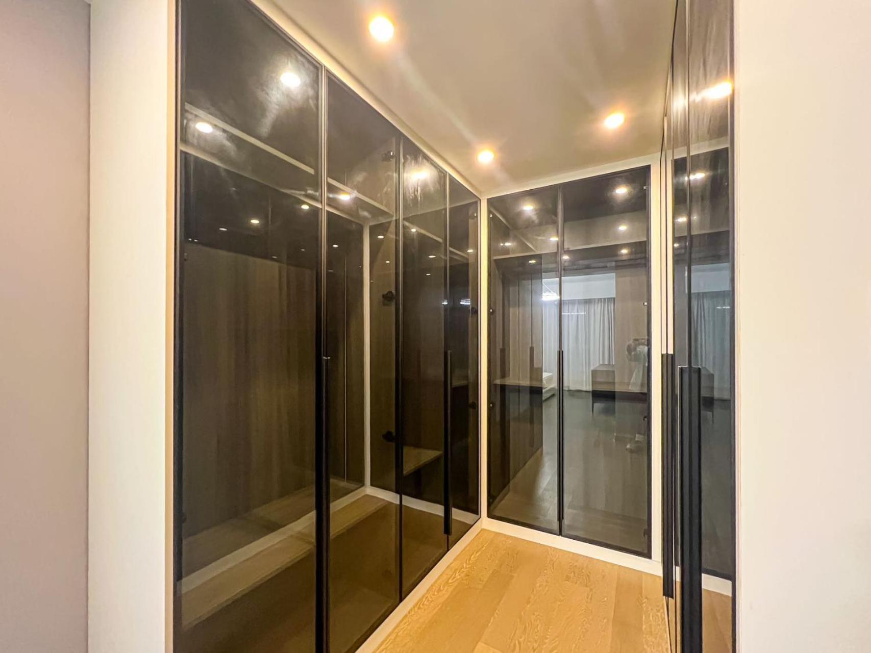 Daire Eastern Hub - Xintiandi Branch Super Luxury 4 Bedrooms 3 Bathrooms Premium Quality Apt