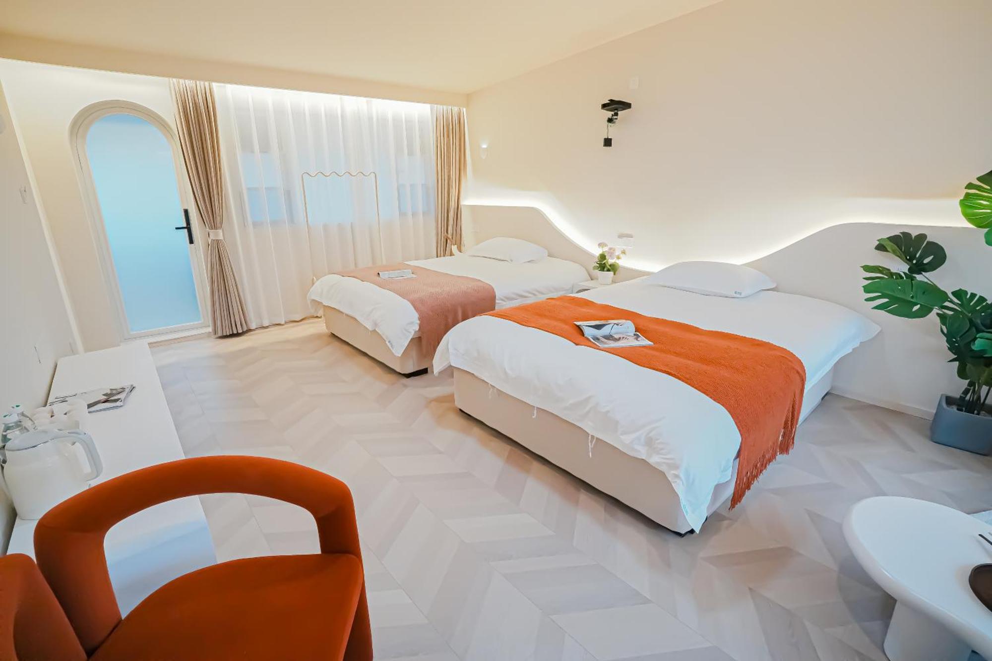 Dino Star - Near Disneyland 3* Shanghai