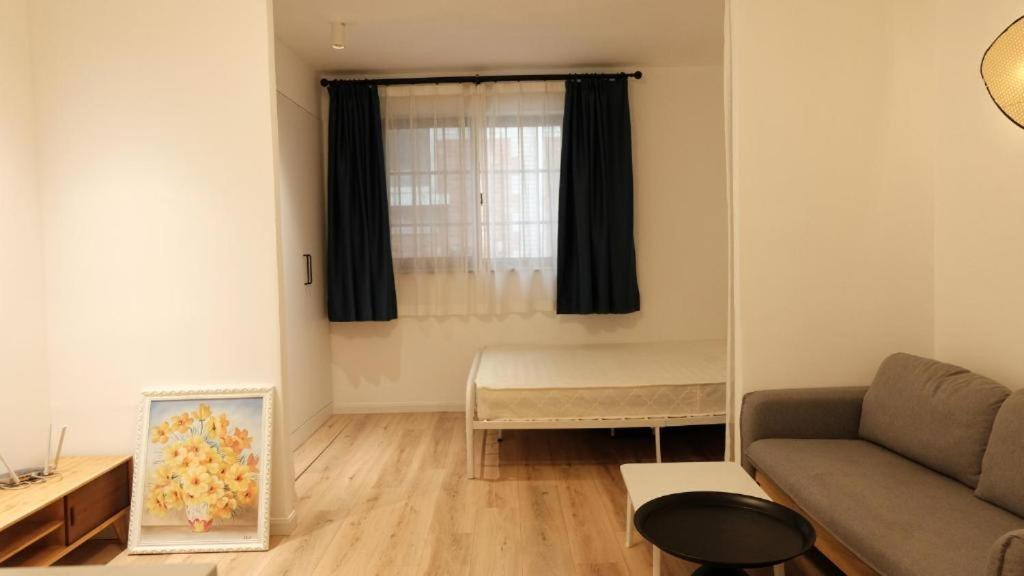 Apartment Hills & Cozy Near Line2 Jing'an Temple Shanghai
