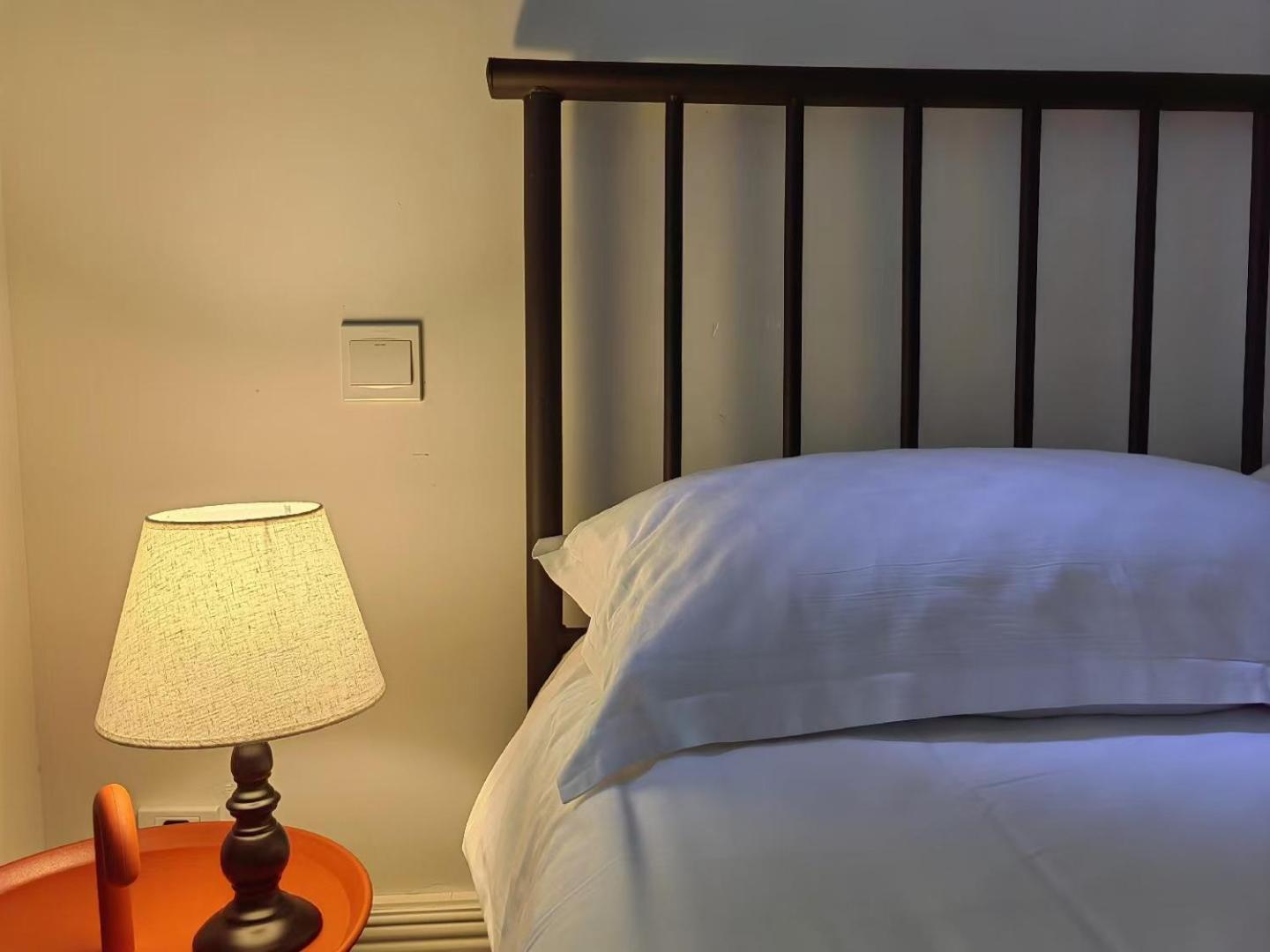 Apartment Historical 1 Living And 1 Bedroom With Garden View Near Jiashan Road And Hengshan Rd Shanghai