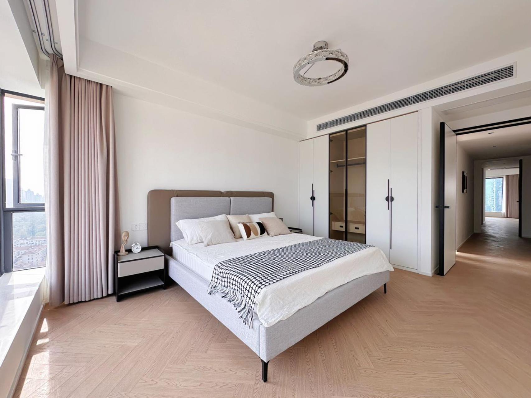 Eastern Hub - Xintiandi Branch Newly Upgraded Luxury Designer Decoration Intelligent Control System Apartment