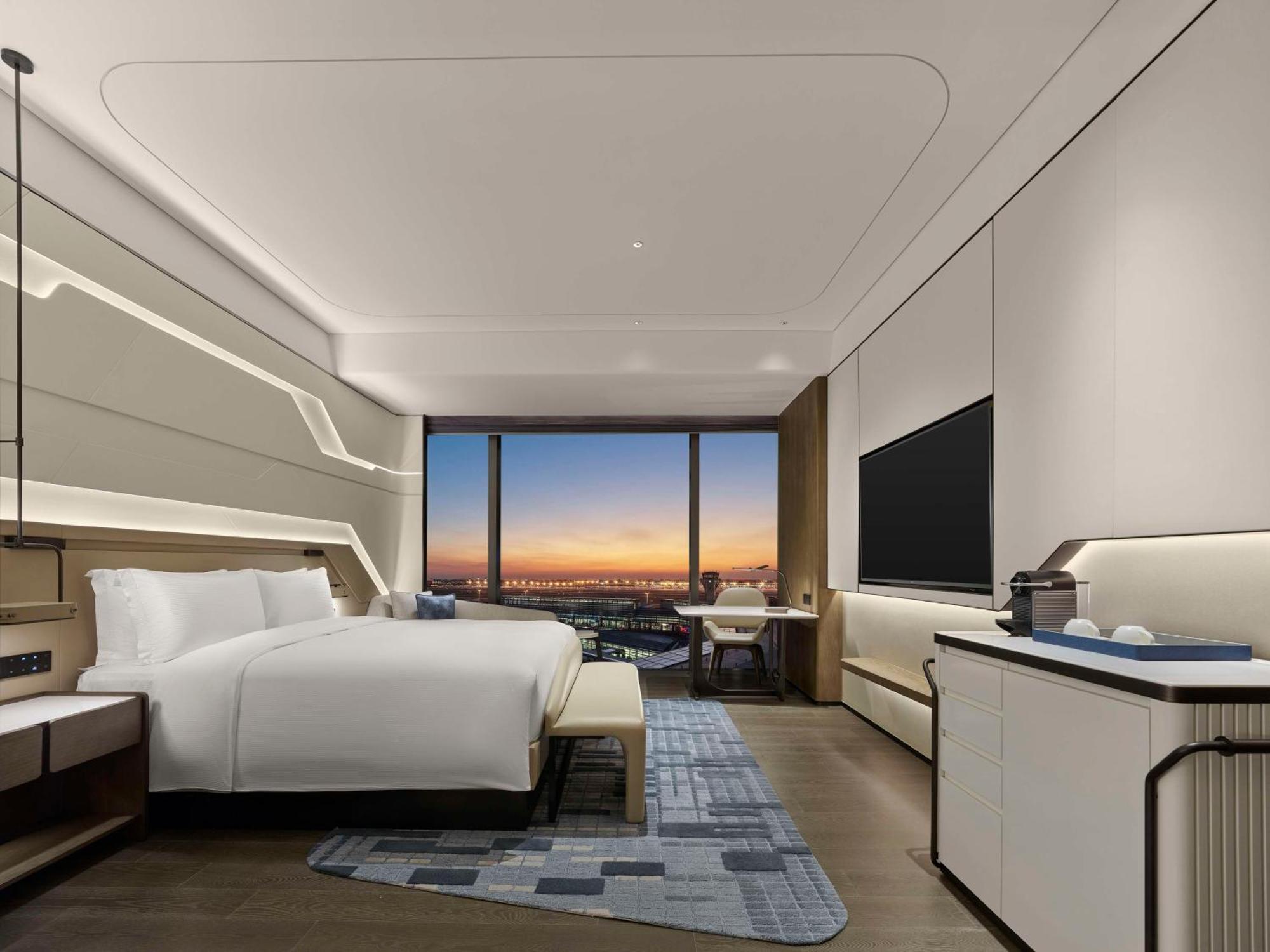Hilton Hongqiao International Airport Hotel