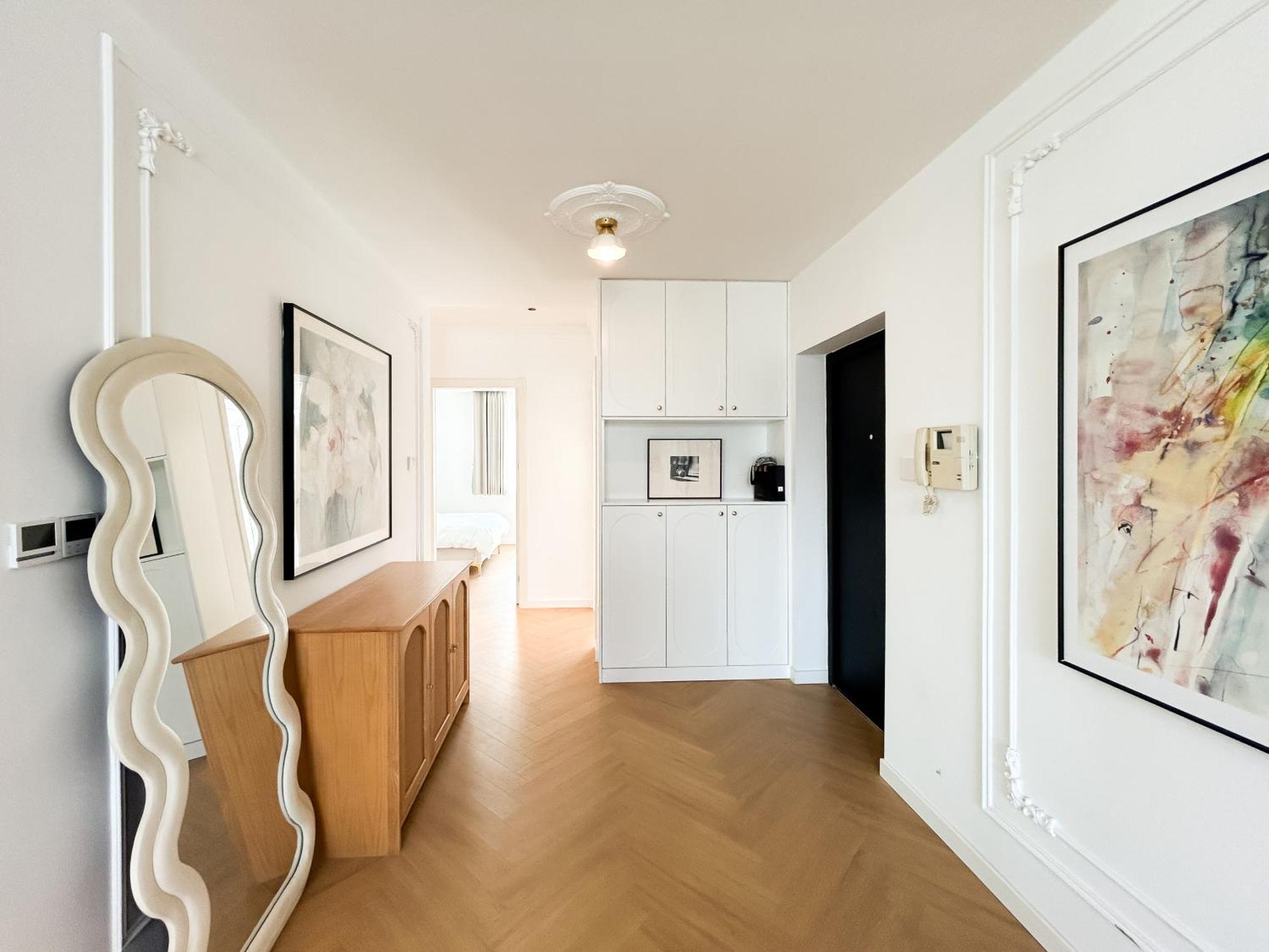 Eastern Hub - Bund Branch Premium 3-bedroom With Bund View Apartment