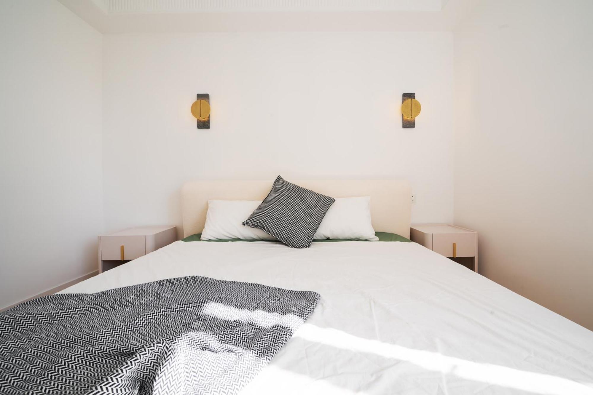 Apartment Eastern Hub - Bund Branch Premium 3-bedroom With Bund View