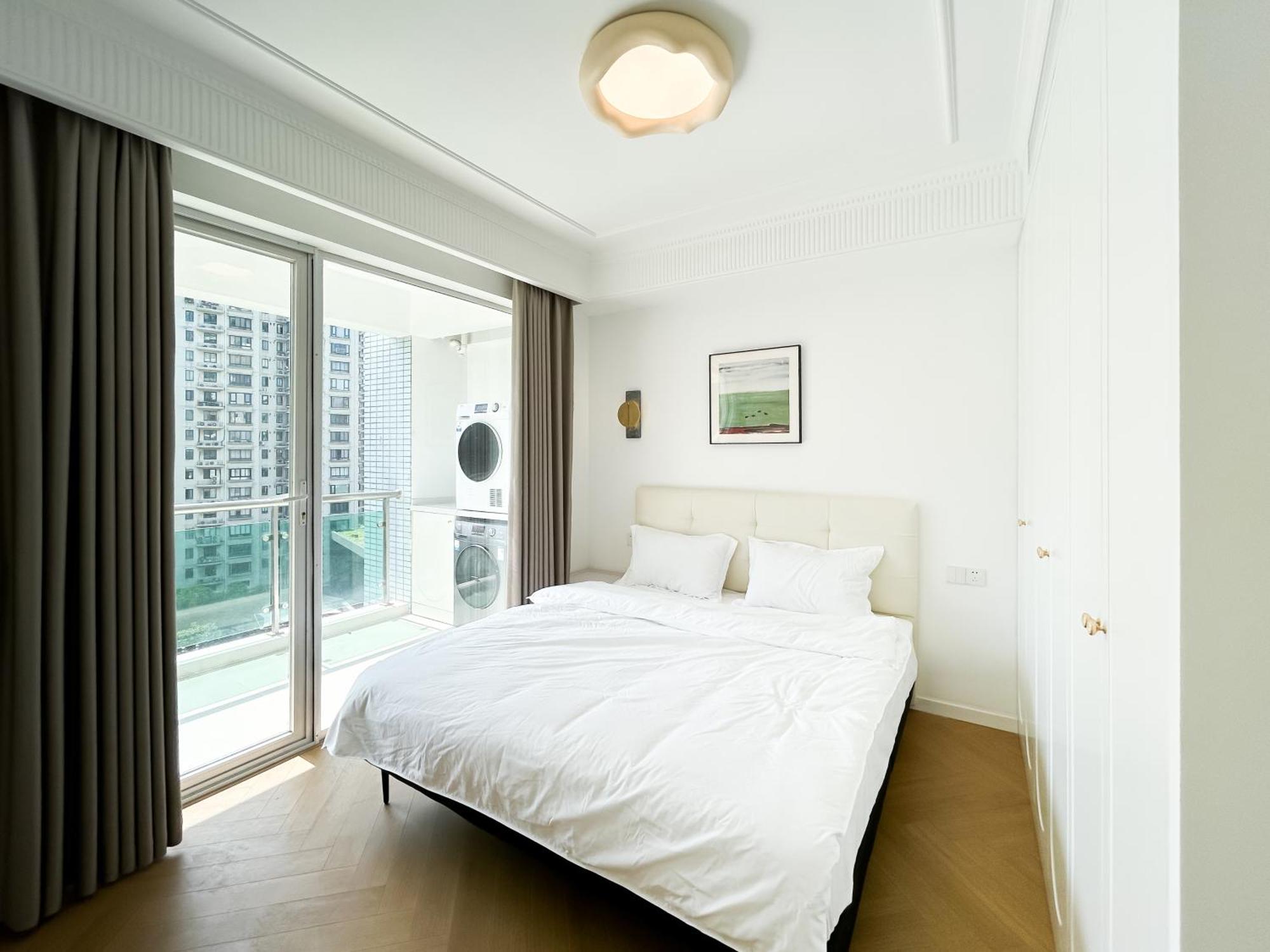 Apartment Eastern Hub - Bund Branch Premium 3-bedroom With Bund View *