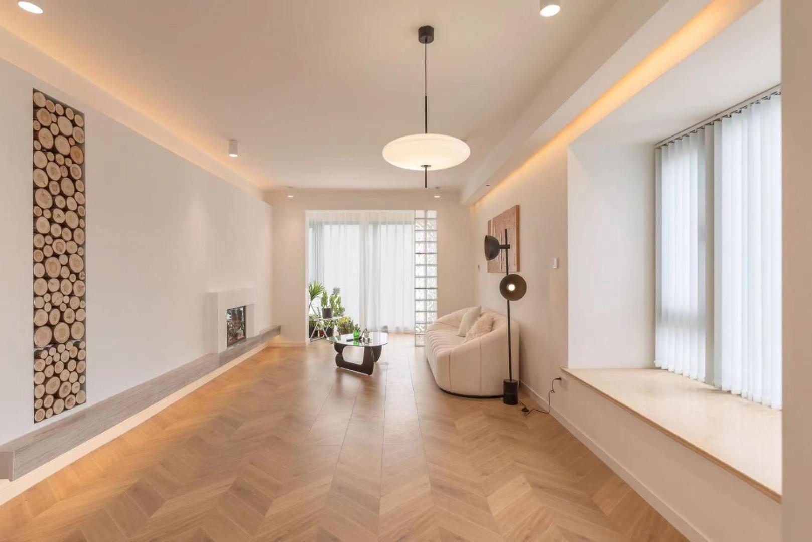 Molly B&b- Near Nanjing East Road 2-bedrooms With Elevator 2 Bathrooms, Bathtub Apart Ment Near The Subway Apartment