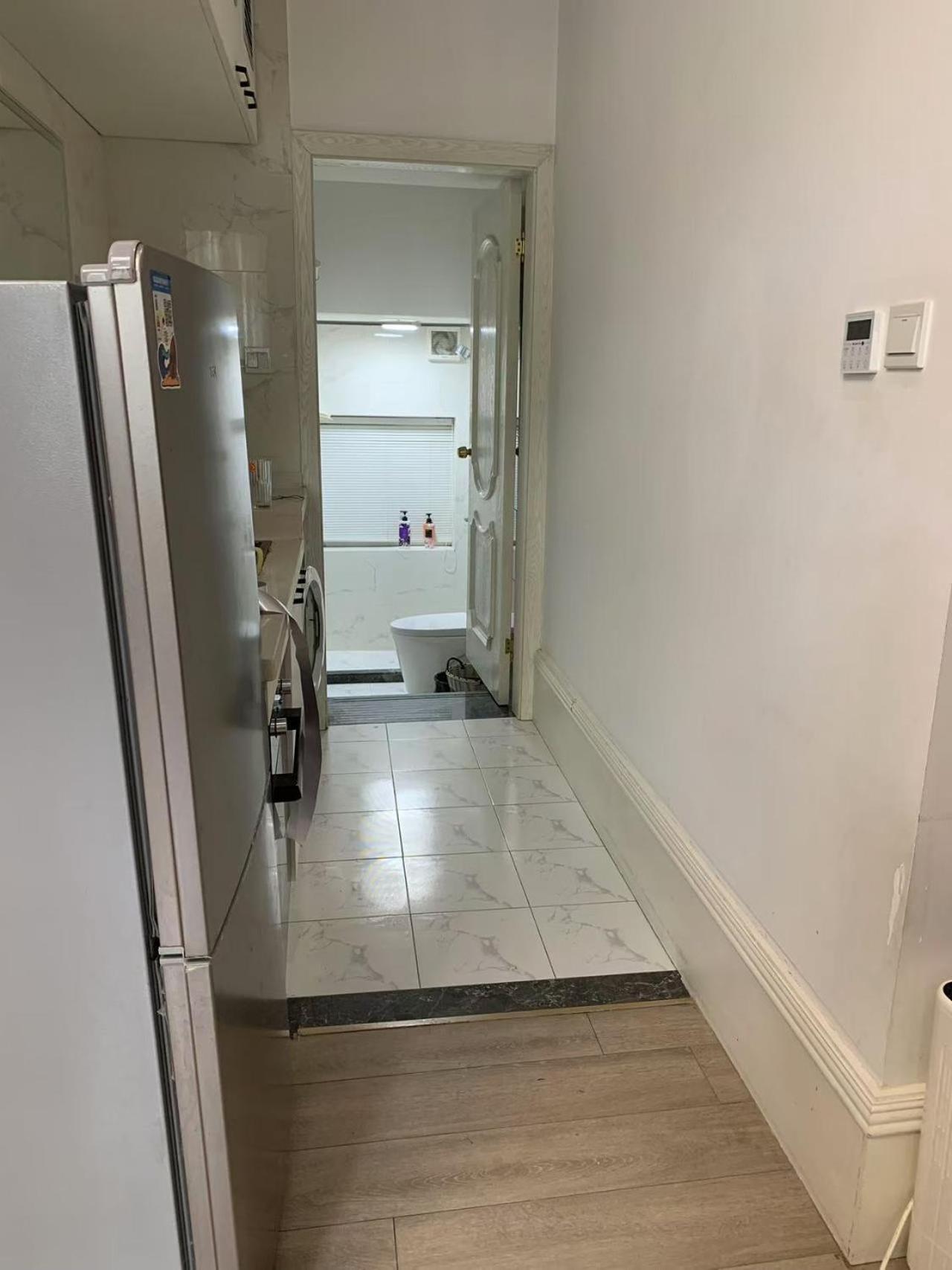 Historical 1 Living And 1 Bedroom With Garden View Near Jiashan Road And Hengshan Rd Shanghai