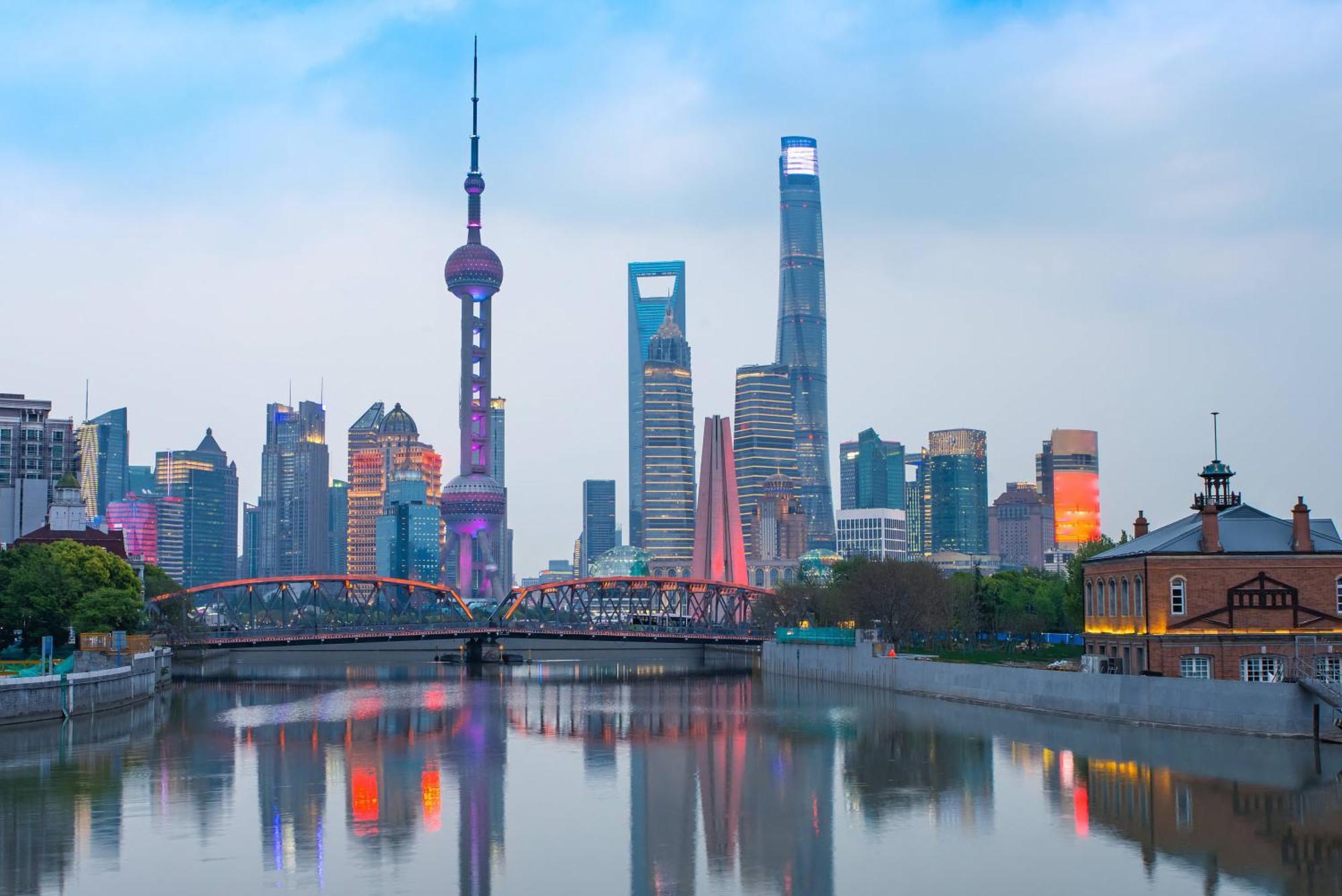 Dayin Garden -near People's Square & Nanjing Road-large Social Area -bar -cafe -gym -free Laundry Luggage Storage -24h Front Desk-english Service Hotel 3*
