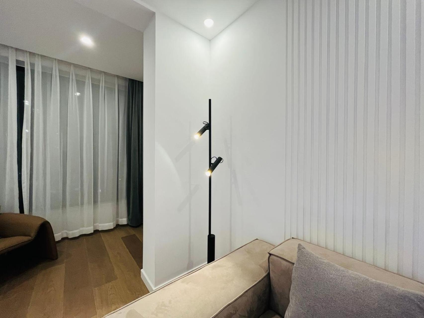 Bund Branch New West Door 2 Bedrooms Big House Apartment Shanghai