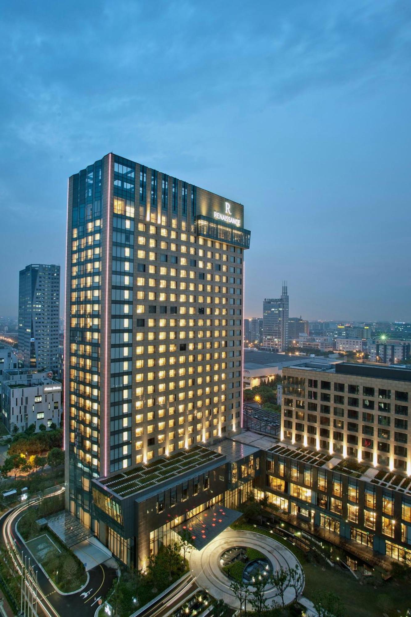 Hotel Renaissance Caohejing 5*