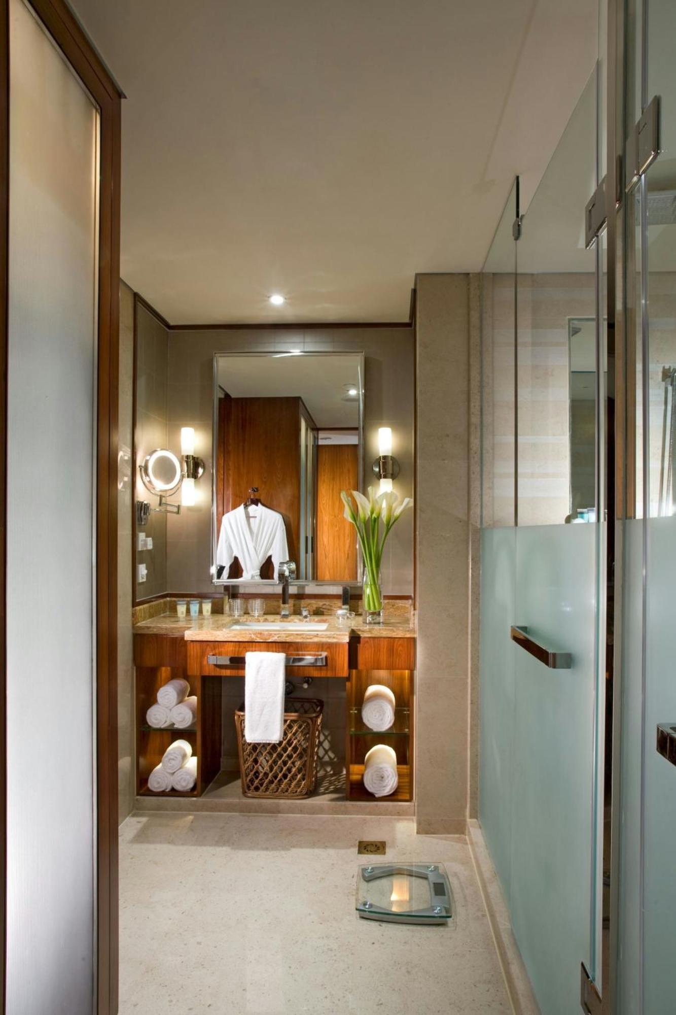 Sheraton Grand Pudong & Residences 5*