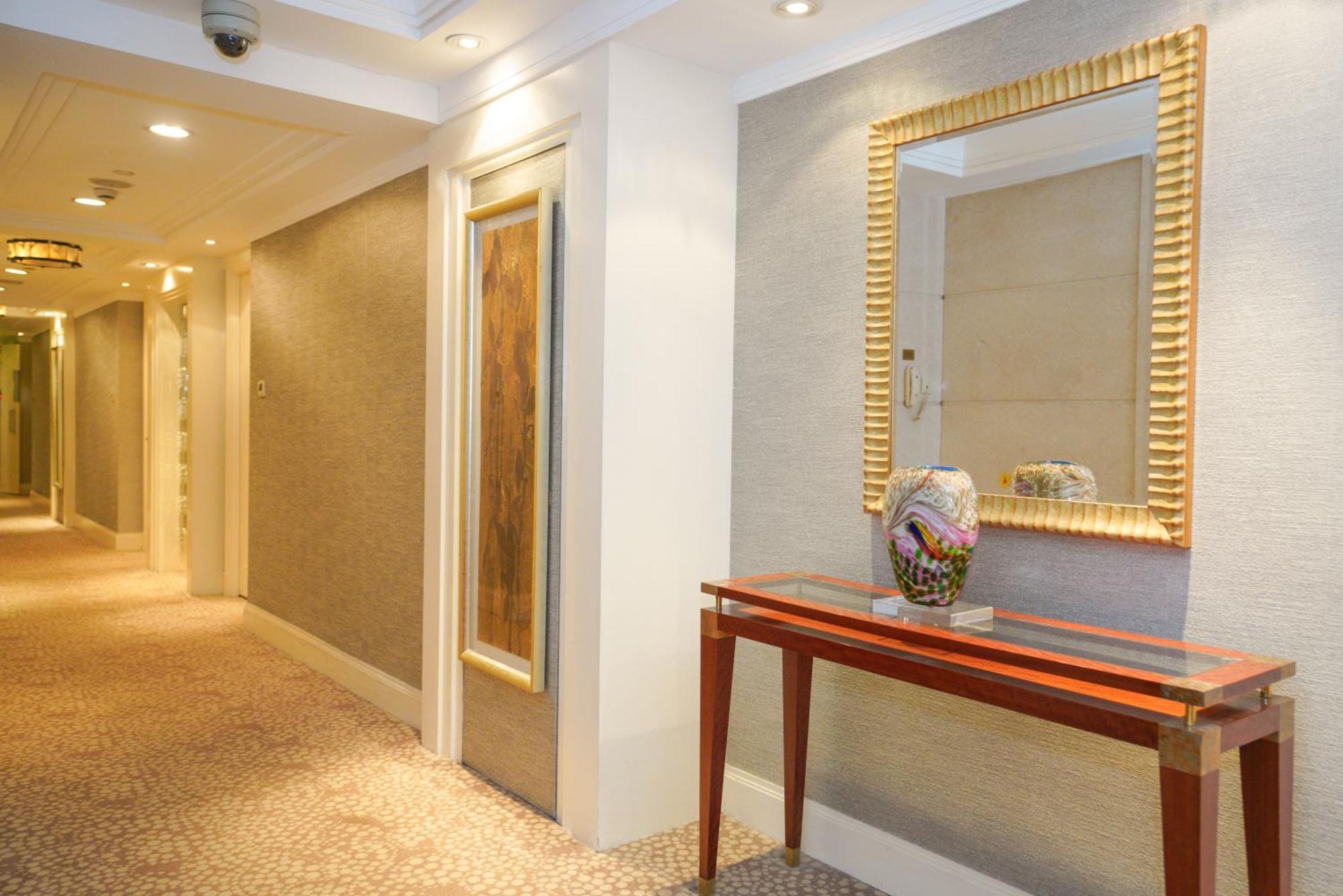 Broadway Mansions - On The Bund 5*