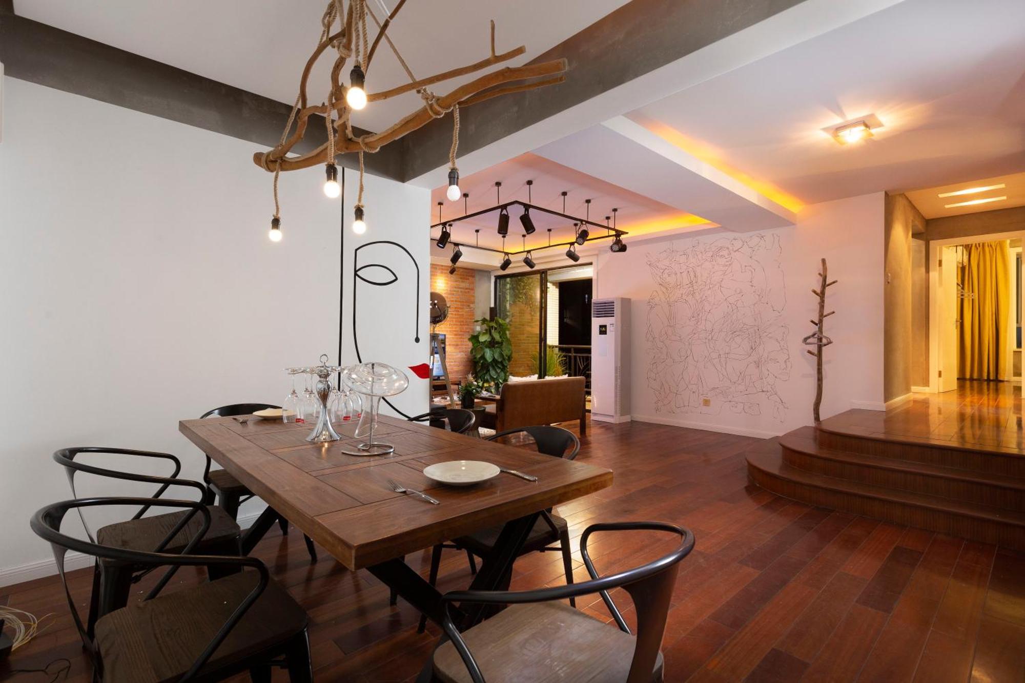 Hills&chuanyu Inn- Line2,7,16,18 Near Sniec & Maglev Longyang Road Station *