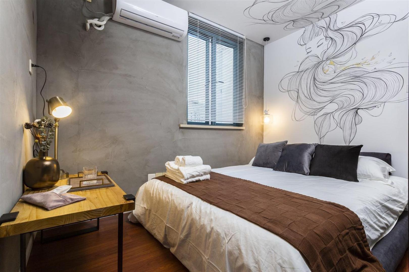 Căn hộ Hills&chuanyu Inn- Line2,7,16,18 Near Sniec & Maglev Longyang Road Station