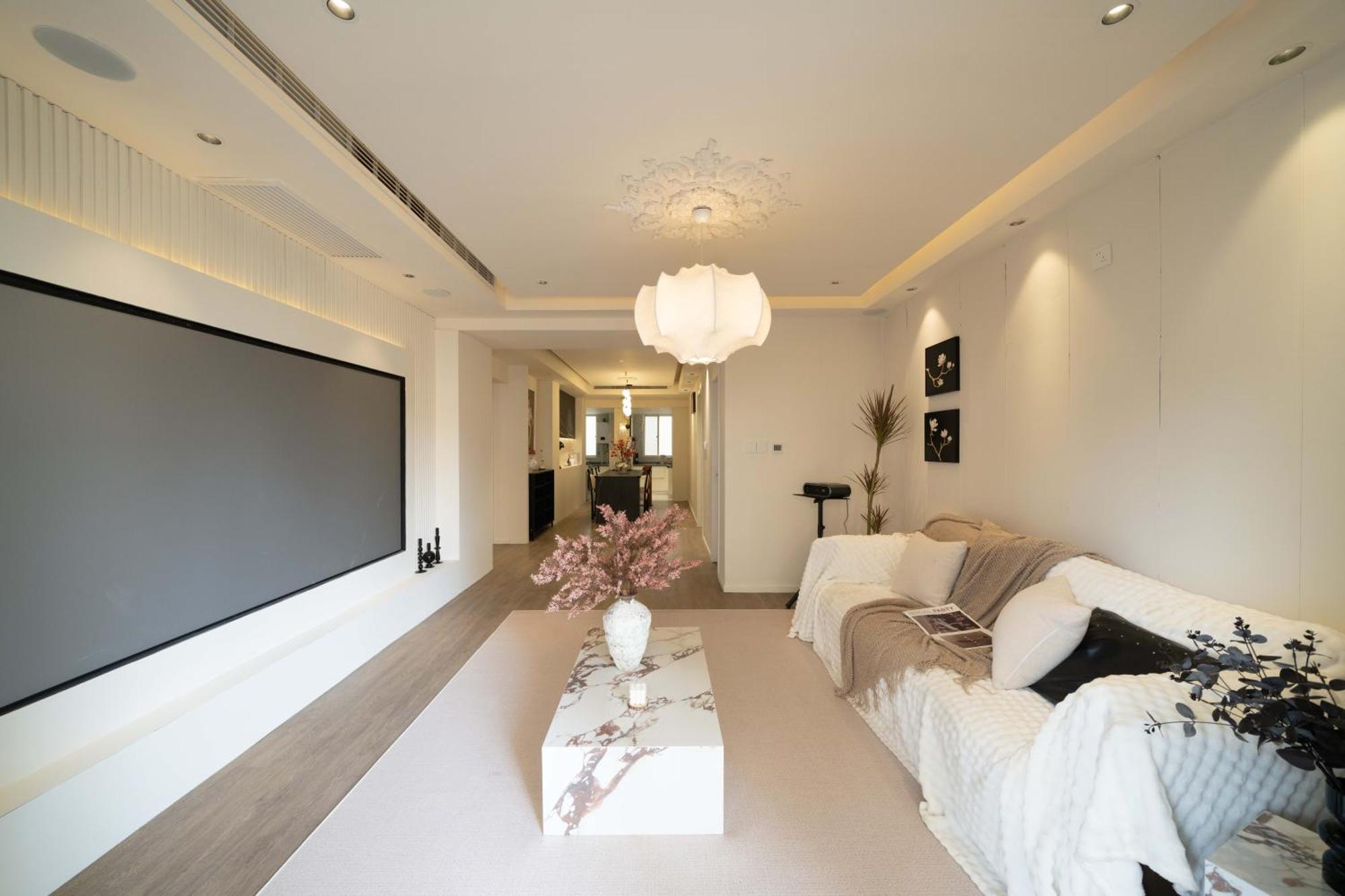 Apartment Book And Bed-people's Square Shanghai