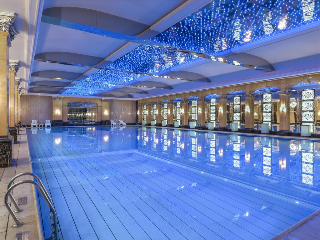 Chateau Star River Minhang Hotel 5*