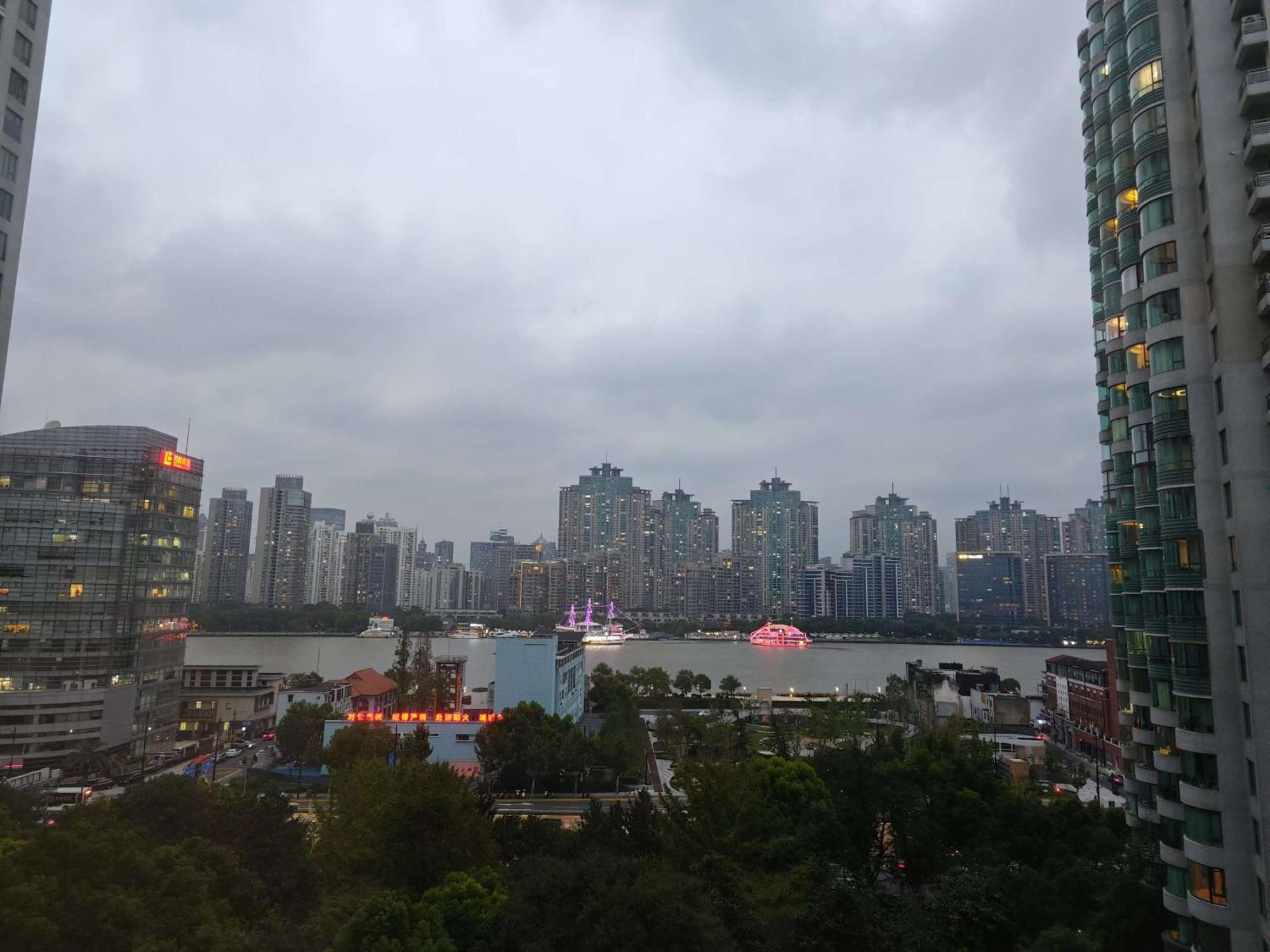 Eastern Hub - Bund Branch Premium 3-bedroom With Bund View Apartment *