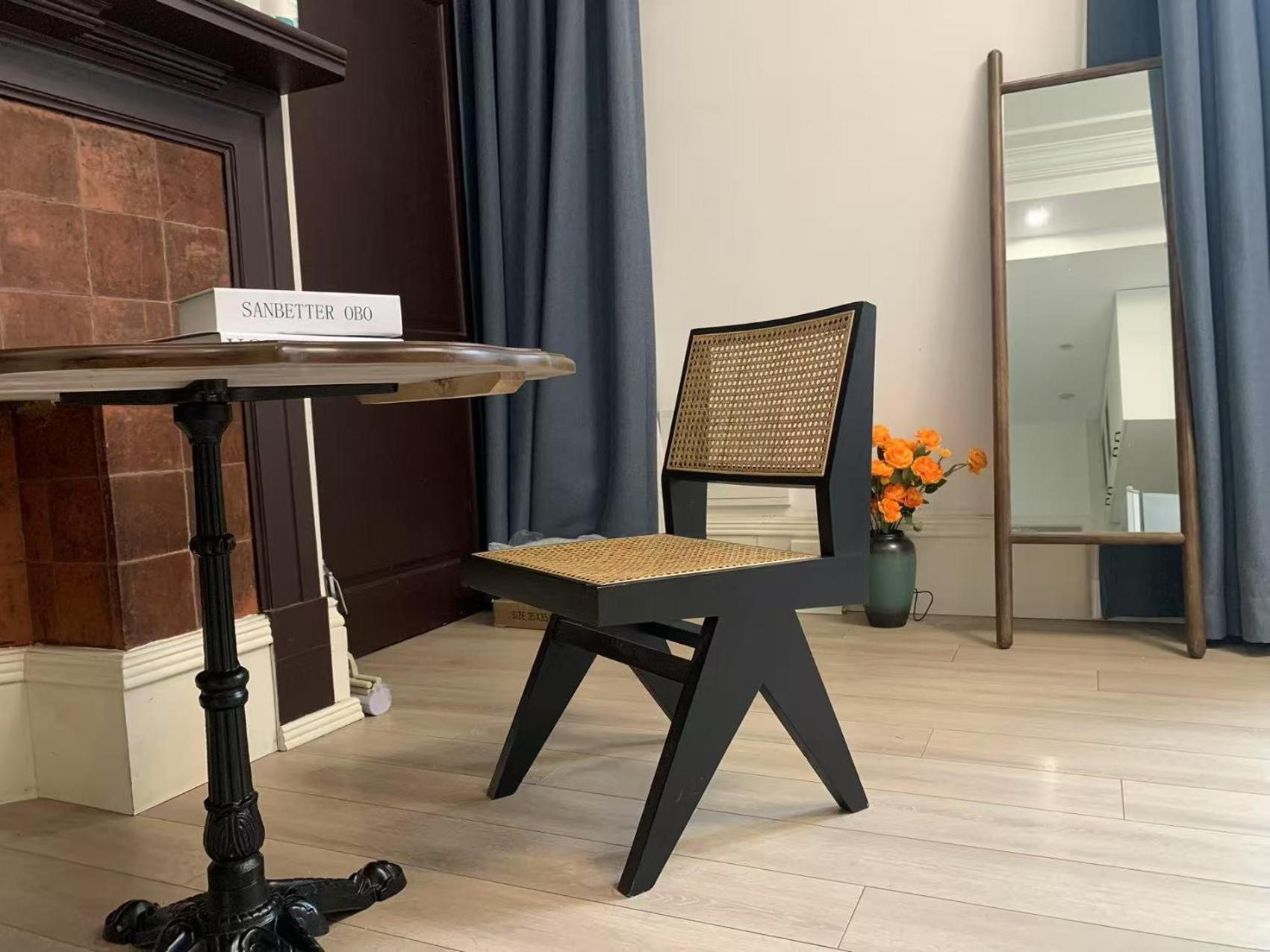 Apartment Historical 1 Living And 1 Bedroom With Garden View Near Jiashan Road And Hengshan Rd *