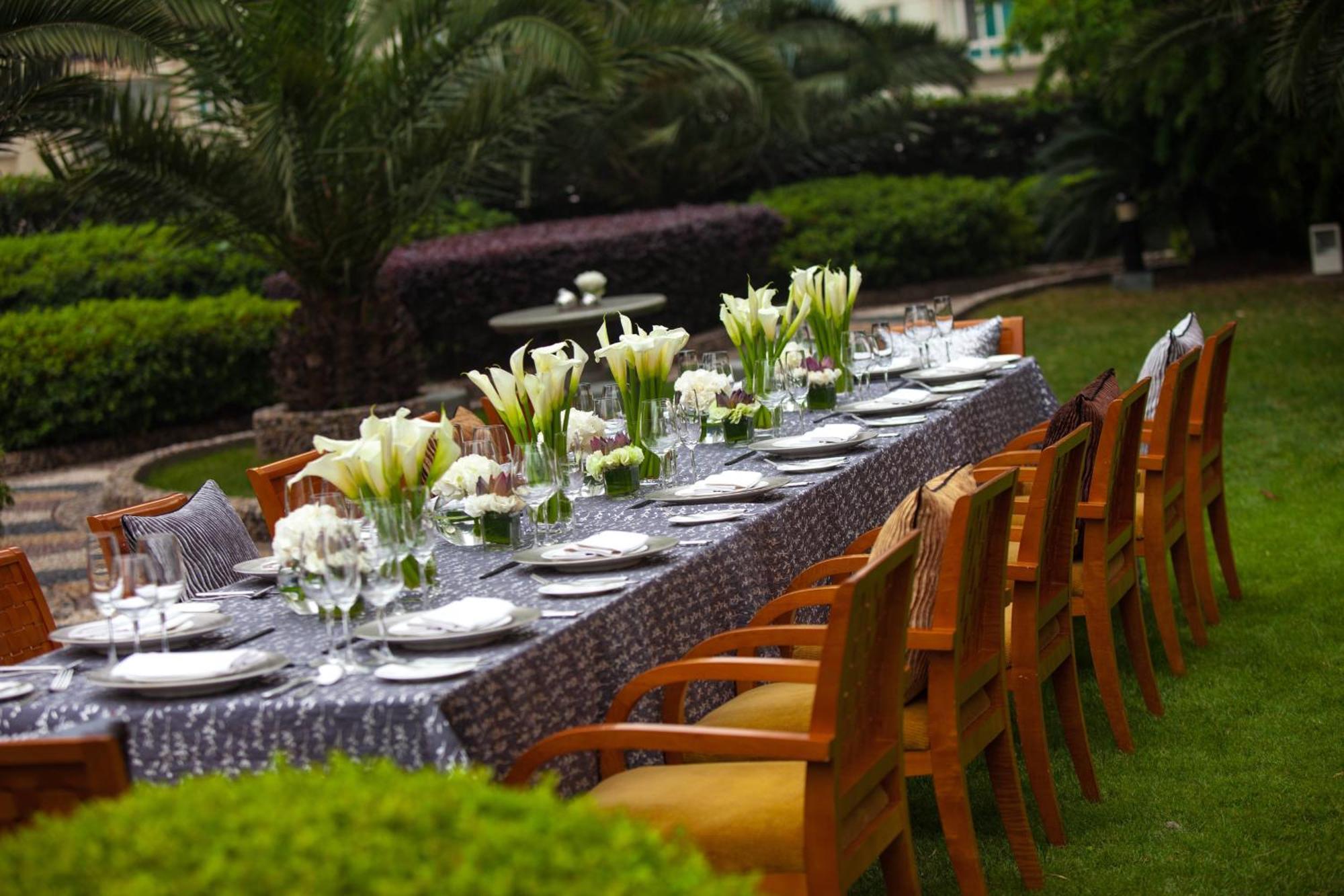 Hotel Renaissance Pudong 5*