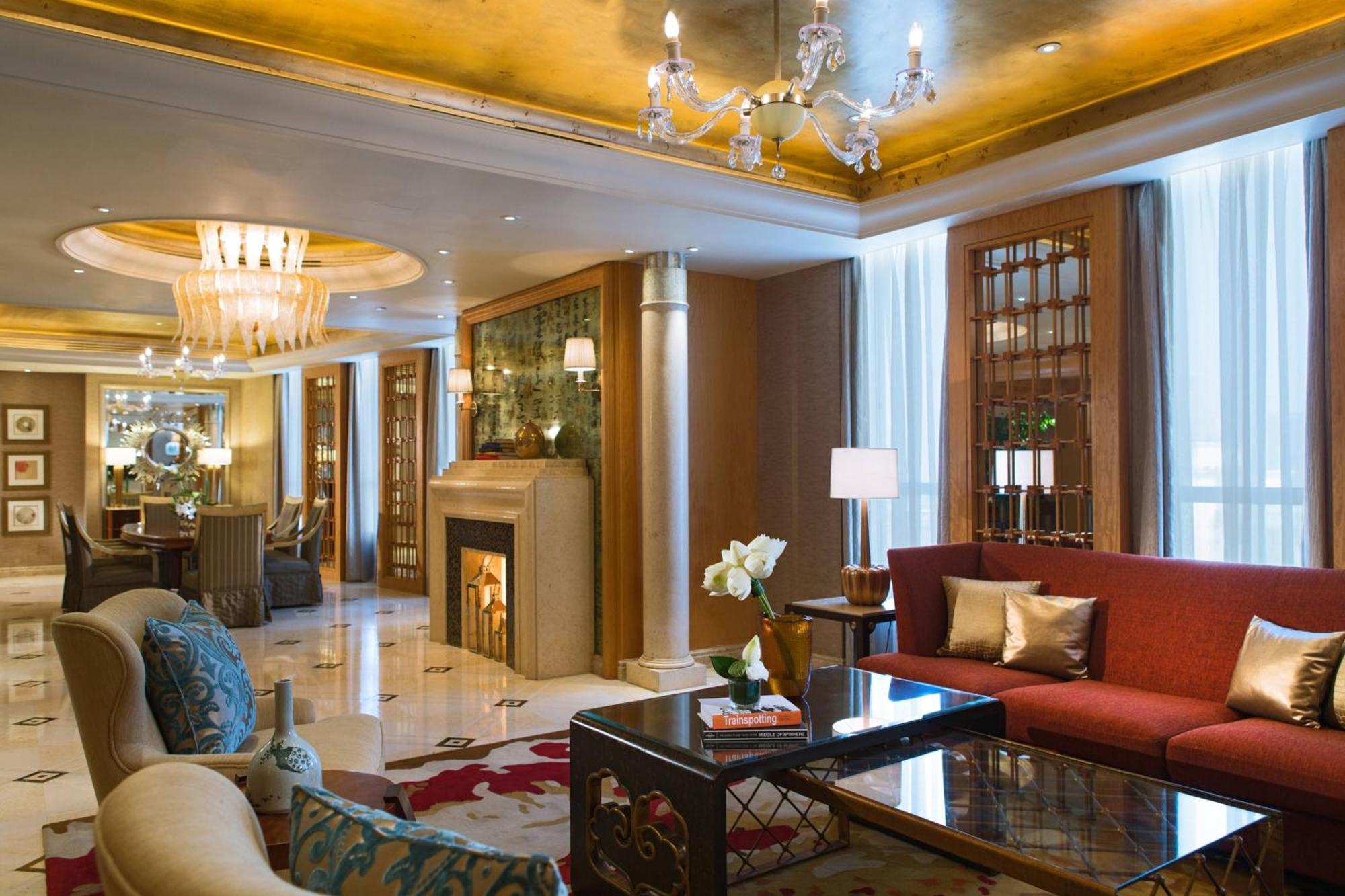 Renaissance Pudong Hotel