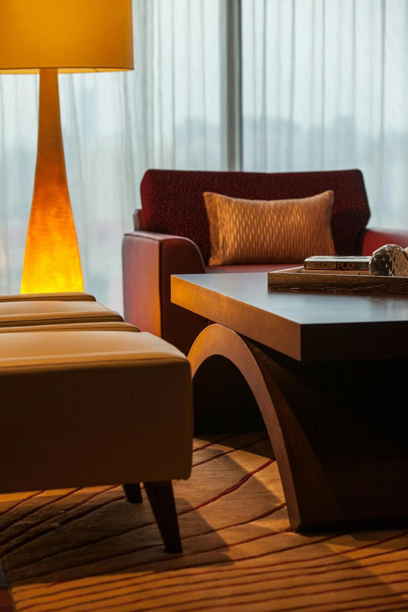 Renaissance Putuo 5*