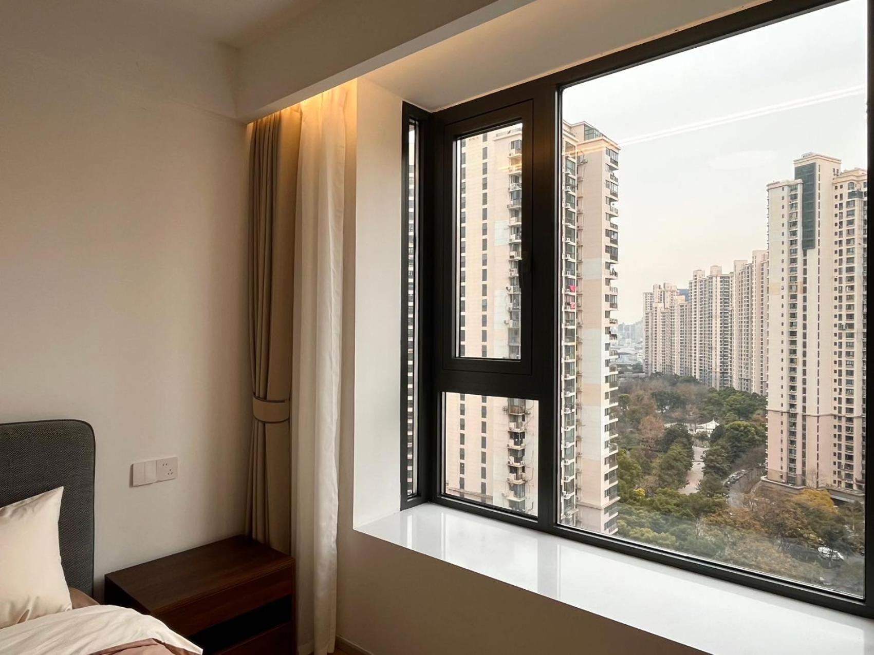 Sunny Abode Cosco Liangwan Three-bedroom * Shanghai