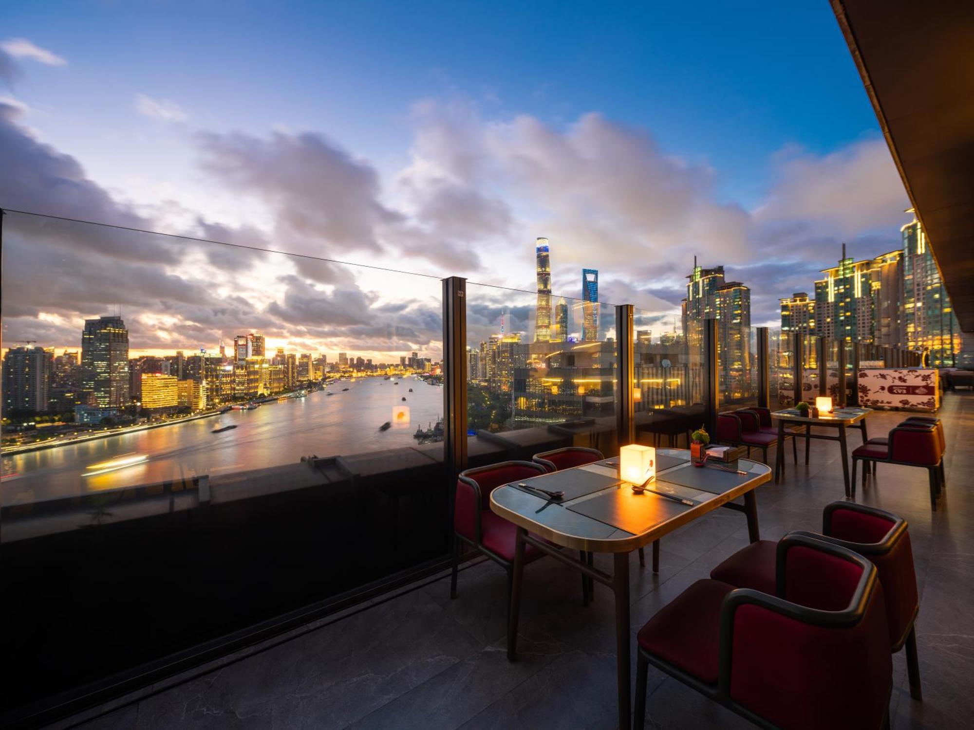 Joya Lujiazui Hotel 5*