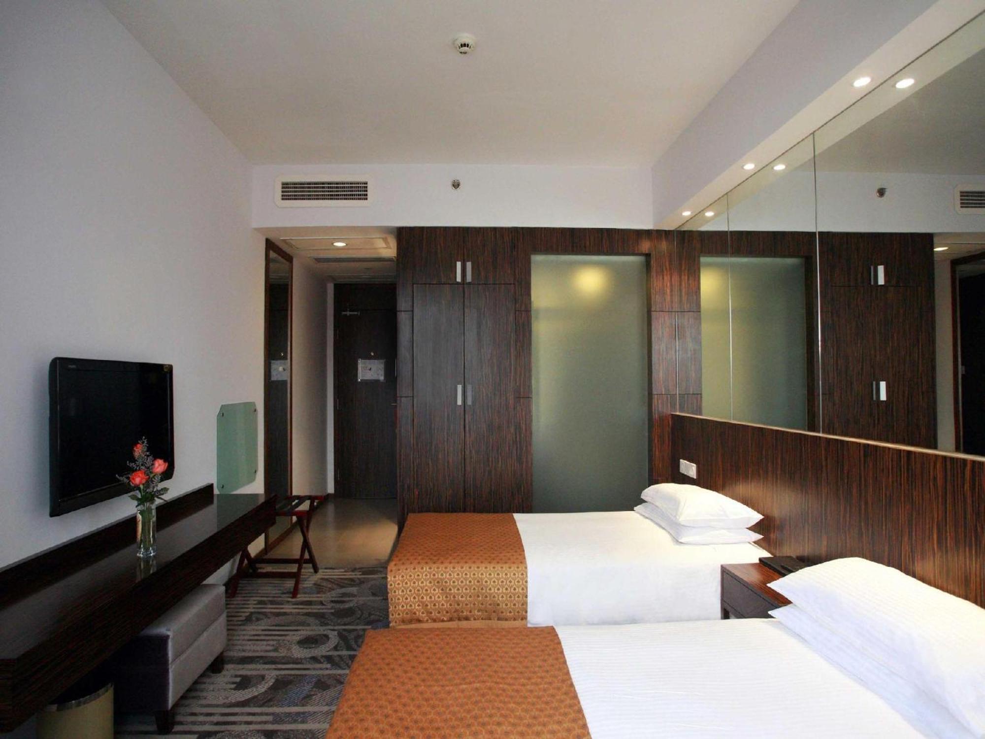 City Hotel Shanghai 4* Shanghái