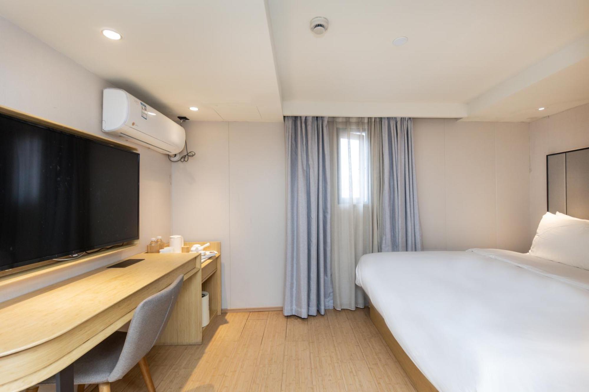 Hotel Ji