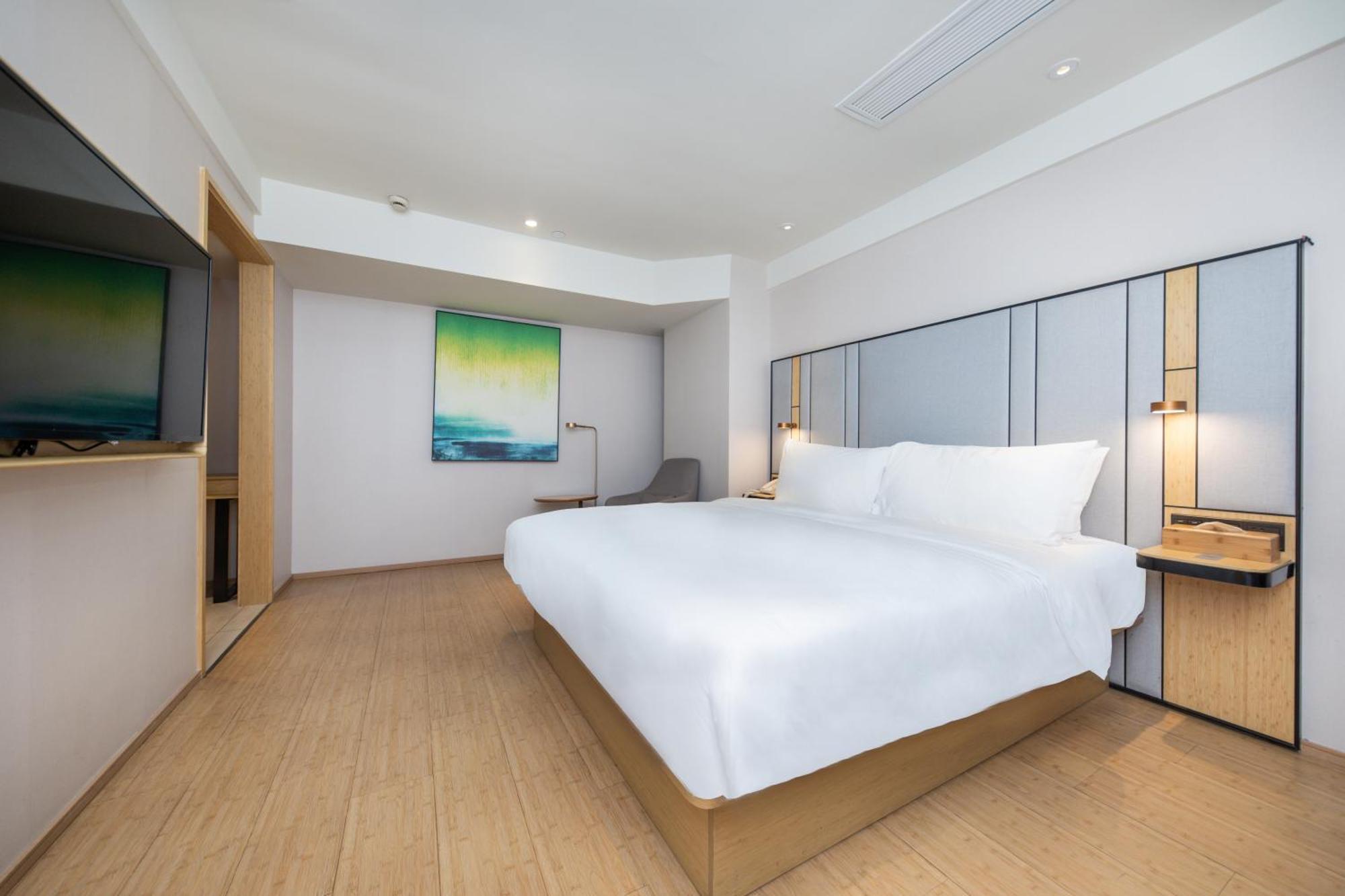 Hotel Ji 3*