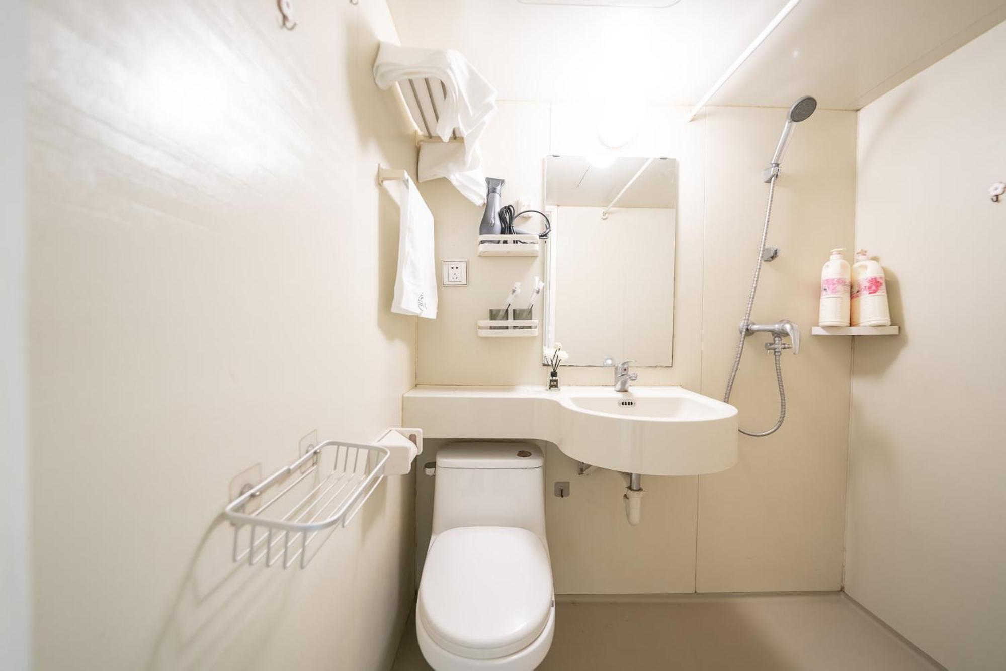 Hills & Wanye Prime Spacious Loft With Multi Near Metro Line 13 And The Bund *