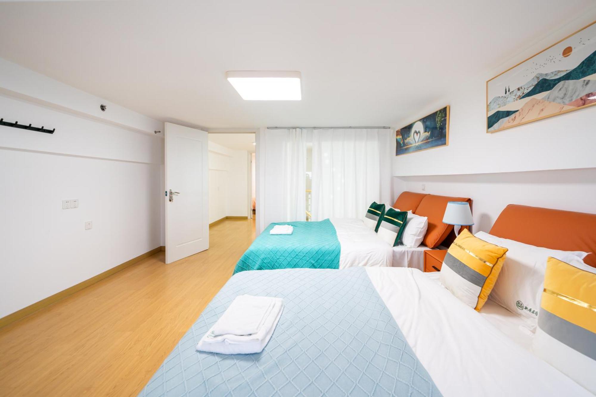 Hills & Freshly Loft Retreat With 17&2 Line Access Near Necc *